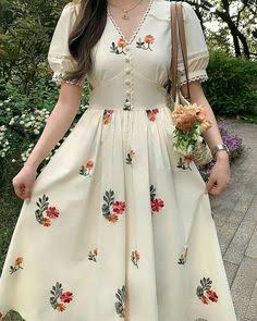 فساتين العيد